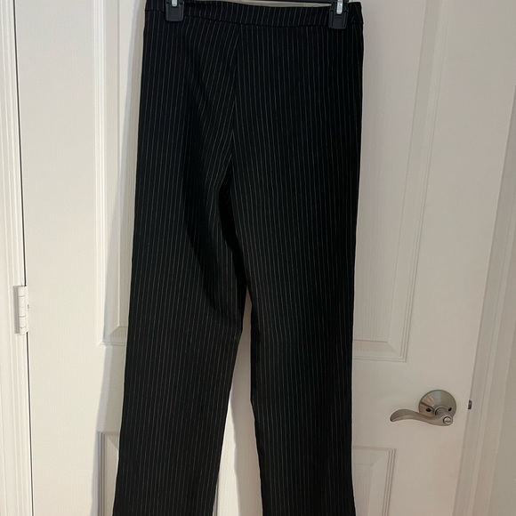 Princess Polly pin striped high-wasted pant! - Picture 3 of 3